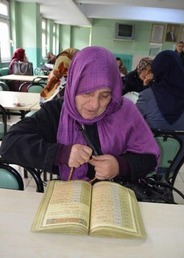 Trabzon’da Ygs’ye Giren Kız Öğrenci Fenalık Geçirdi 1