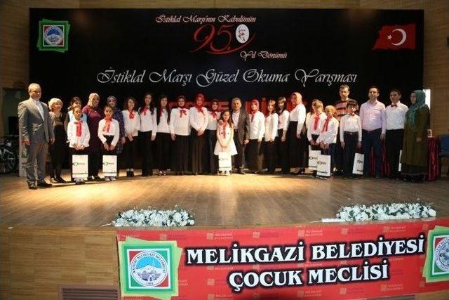 Melikgazi Belediyesi Çocuk Meclisince İstiklal Marşı’nı Okuma Yarışması Düzenlendi