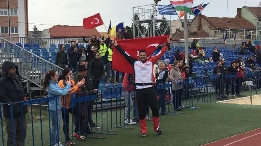 Osman Can &Ouml;zdeveci G&uuml;lle Atmada Avrupa Şampiyonu Oldu