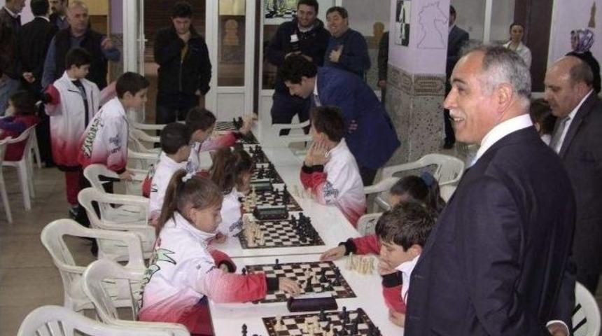 Y&uuml;r&uuml;me G&uuml;&ccedil;l&uuml;ğ&uuml; &Ccedil;eken Yusuf Satran&ccedil; Sayesinde Hayata Tutundu