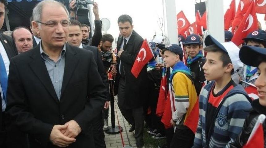 Bakan Ala: "&ccedil;ukur Kazanların Yerine Hizmetleri Biz G&ouml;t&uuml;receğiz"