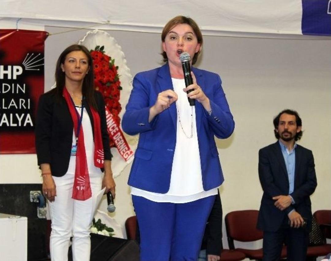 Chp Genel Başkan Yardımcısı B&ouml;ke: &ldquo;&ouml;zgecan Yasası Bir An &Ouml;nce &Ccedil;ıkmalı&rdquo;