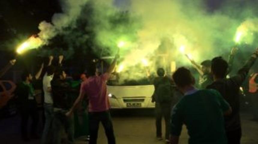 Bursaspor 3 Eksikle Antalya&rsquo;ya Geldi
