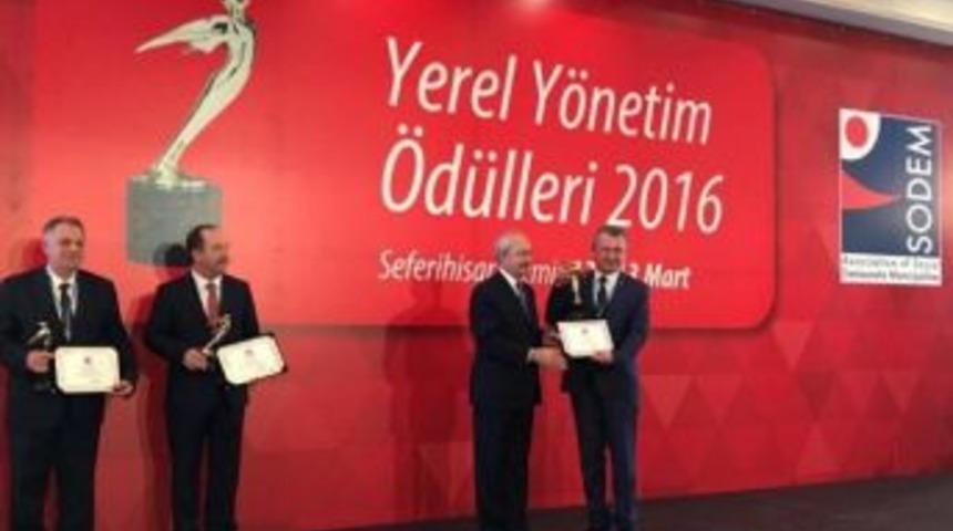 &Ccedil;aycuma Belediyesine &Ouml;d&uuml;l