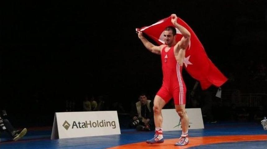 Avrupa &Uuml;&ccedil;&uuml;nc&uuml;s&uuml; Aslan Atem