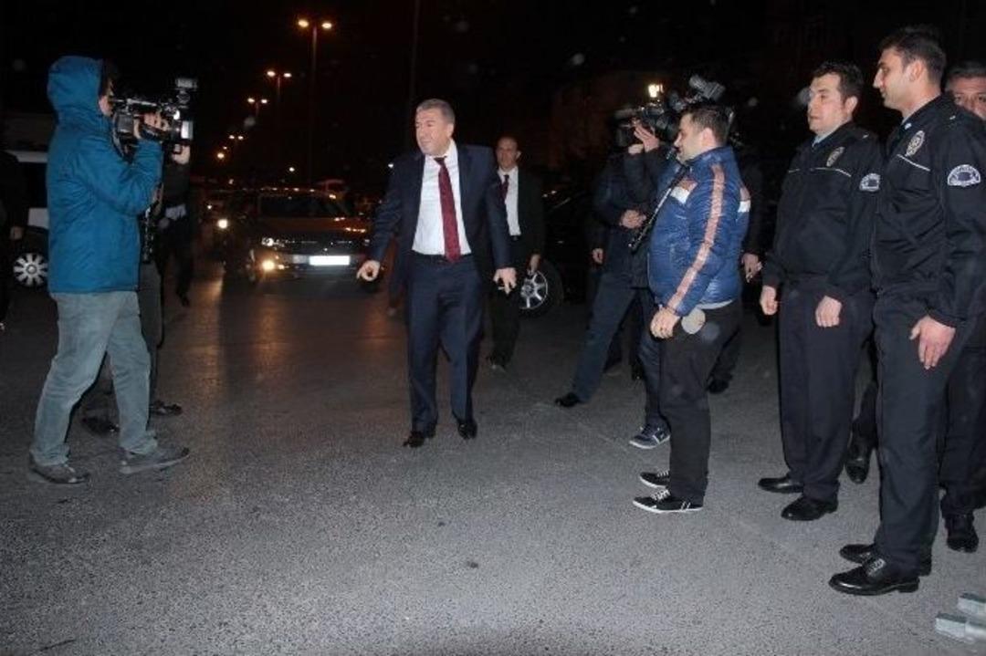 Mustafa &Ccedil;alışkan Kanarya&rsquo;daki Asayiş Uygulamasını Y&ouml;netti