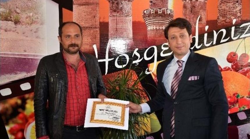 D&uuml;ş&uuml;nce Akademisi Muhtarlarla Bir Araya Geldi