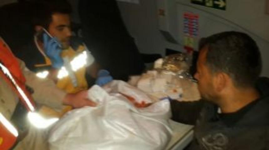 Yaralı Balık&ccedil;ıyı Sahil G&uuml;venlik Kurtardı