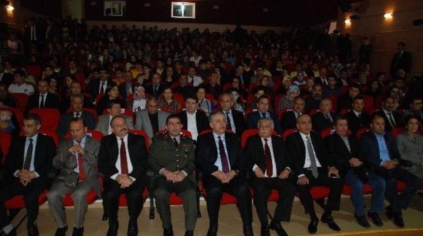 Silifke&rsquo;de İstiklal Marşı&rsquo;nın Kabul&uuml;&rsquo;n&uuml;n 95. Yıld&ouml;n&uuml;m&uuml; Etkinliği