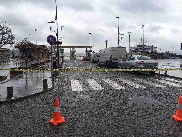 Çanakkale’de Feribot Seferleri Durdu