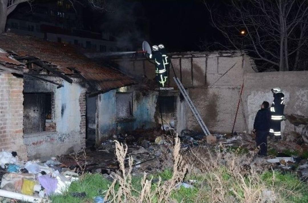 Eskişehir&rsquo;de Boş Binada Yangın