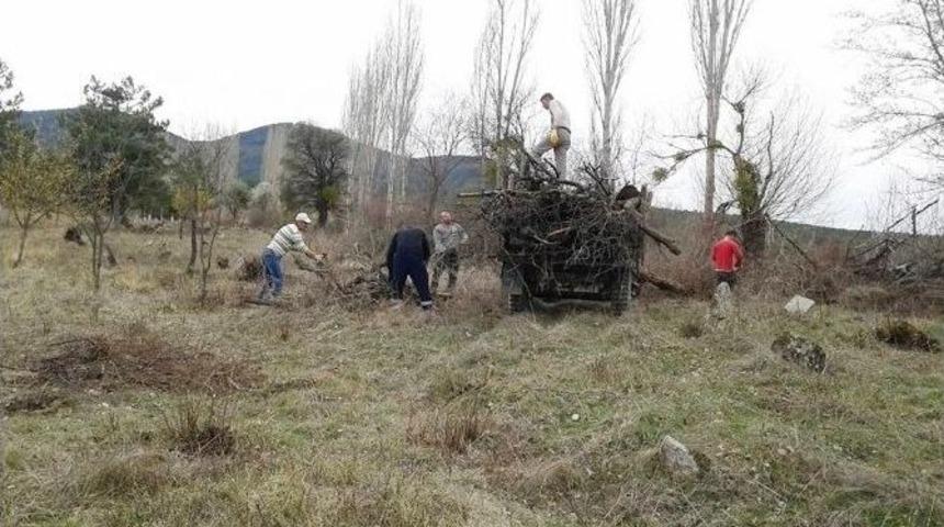 K&ouml;ylerde Temizlik &Ccedil;alışması