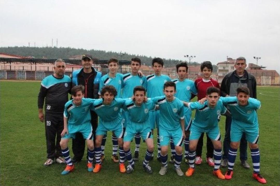 Bilecik U-15 Gen&ccedil;ler Ligi Şampiyonu Bilecik İl &Ouml;zel İdarespor Oldu