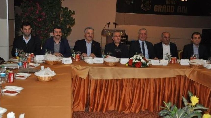 Kars Valisi Ve Milletvekilleri Osb Y&ouml;neticileriyle Buluştu