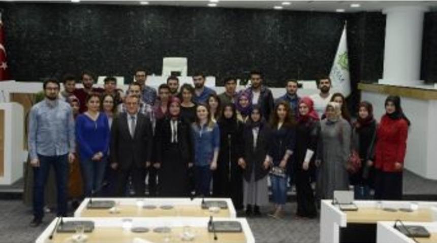 Başkan Toru Geleceğin Mimarlarını Ağırladı