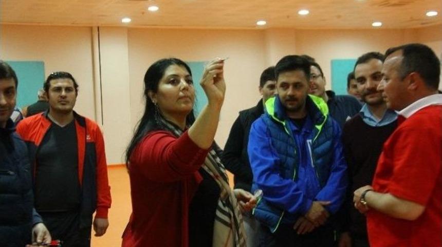 Rize&rsquo;de Dart Hakemliği Kurslarına İlgi Beklenenin &Uuml;zerinde Oldu
