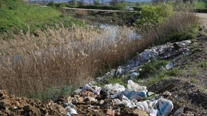 K&ouml;yde "jaws" Paniği