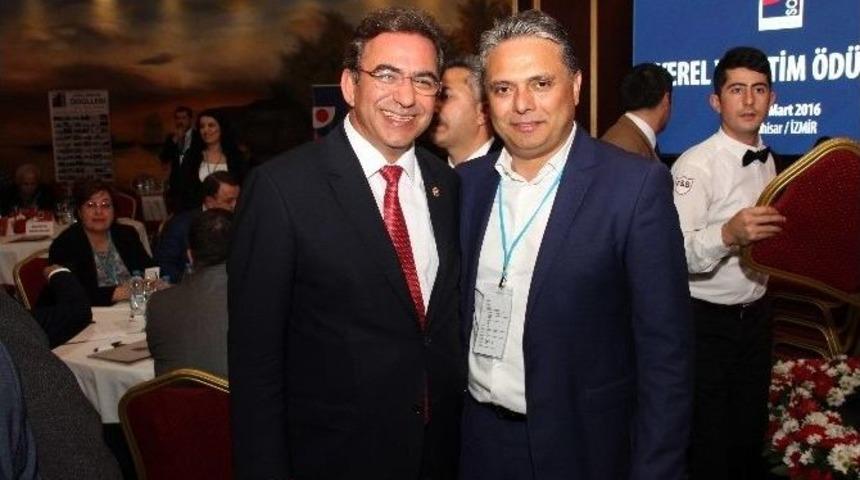 Sodem&rsquo;den Sivil Toplum Merkezi&rsquo;ne &Ouml;d&uuml;l