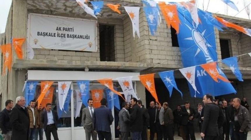 Ak Parti&rsquo;den Başkale&rsquo;ye &Ccedil;ıkarma