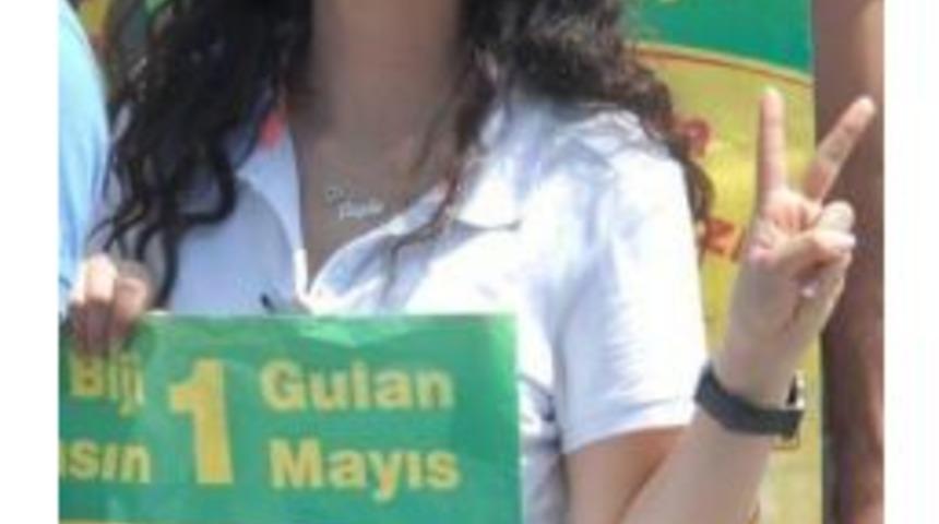 (&ouml;zel Haber) İstiklal Marşı&rsquo;na Saygısızlık Yapan Kız 3 Yıl Sonra Canlı Bomba Oldu