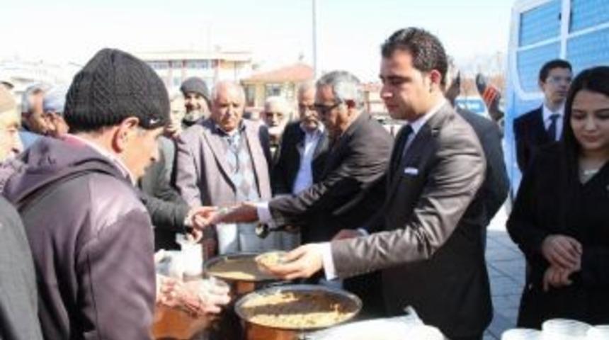 &Uuml;lk&uuml; Ocakları Deprem Şehitlerini Andı