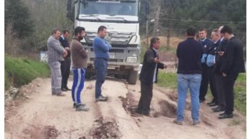 Altınova Zabıta Ekipleri &Ccedil;alışmalarını S&uuml;r&uuml;d&uuml;yor