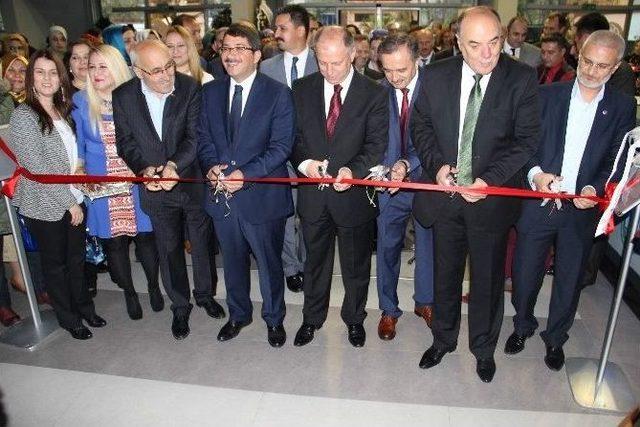 Şehzadeli Kadınlardan Kıyafet Ve Takı Sergisi 1