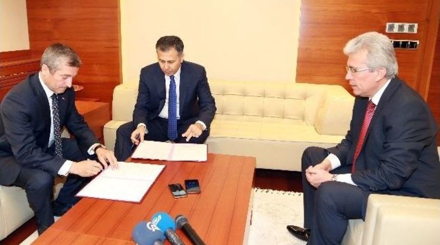 Şahinbey Belediyesi İle Valilik Arasında &Ccedil;anakkale Protokol&uuml;