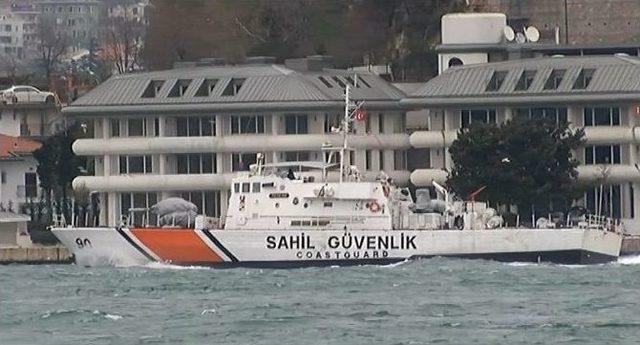 Rus Savaş Gemisi İstanbul Boğazı’ndan Geçti