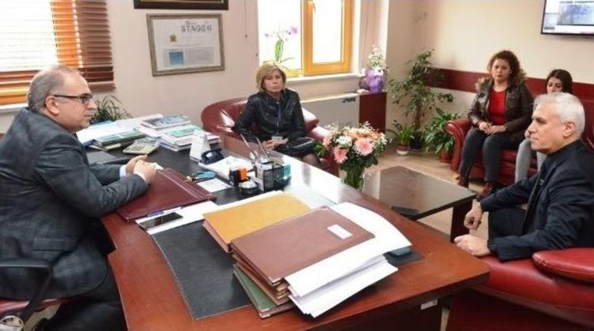 Bozbey&rsquo;den Sağlık&ccedil;ılara Destek