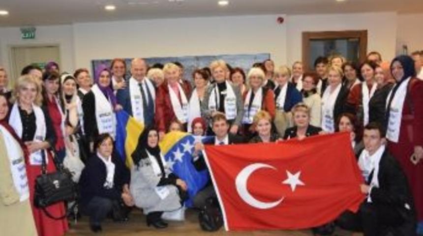 Bosnalı Kadınlardan Ak Parti&rsquo;ye Ziyaret