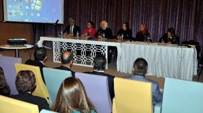 Antalyalı Eşlerin En &Ouml;nemli Sorunu İletişimsizlik