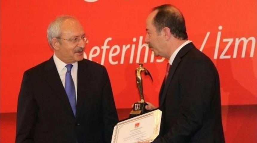 Edirne Belediyesi&rsquo;ne Bilim Ve Tarih &Ouml;d&uuml;l&uuml;