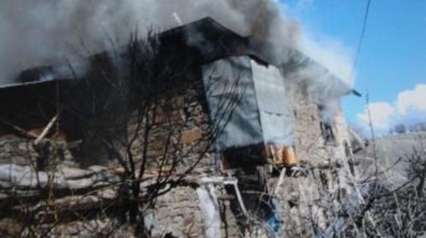 Beyşehir’de Korkutan Ev Yangını