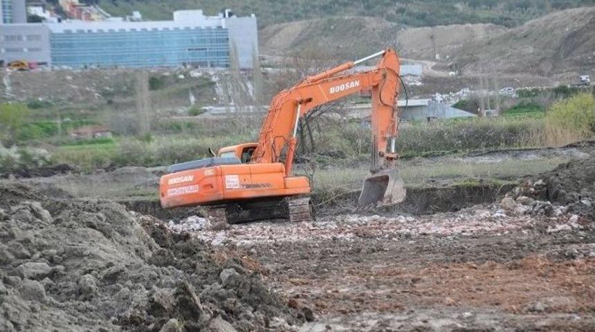 Maski, Soma&rsquo;da İncelemelerde Bulundu