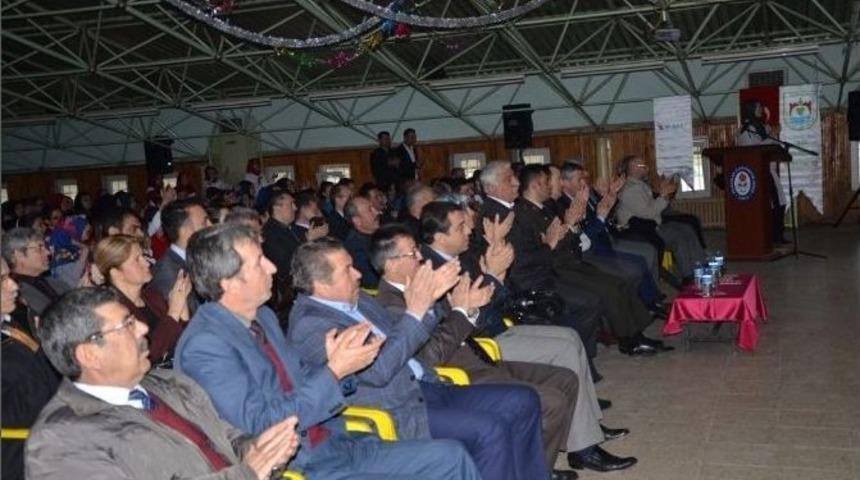 İznikli &Ouml;ğrenciler İstiklal Marşı&rsquo;nın Kabul&uuml;n&uuml; Kutladı