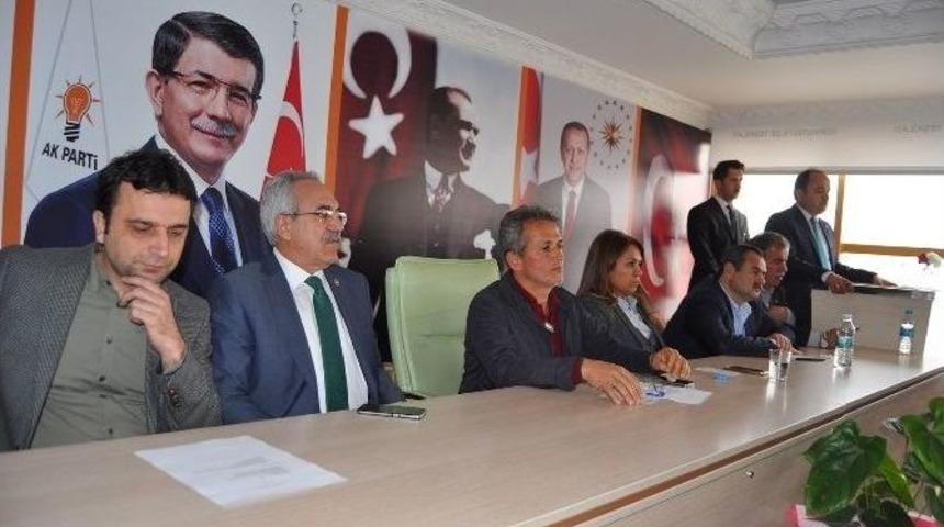 Ak Parti Korkuteli İl&ccedil;e İstişare Toplantısında Ter&ouml;re Lanet Yağdı
