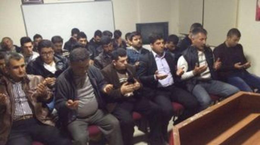 Mut Ülkü Ocakları Terör Kurbanları İçin Kur’anı Kerim Okuttu