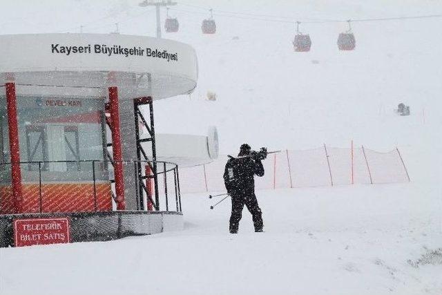 Erciyes’te Kayak Sezonu Uzadı