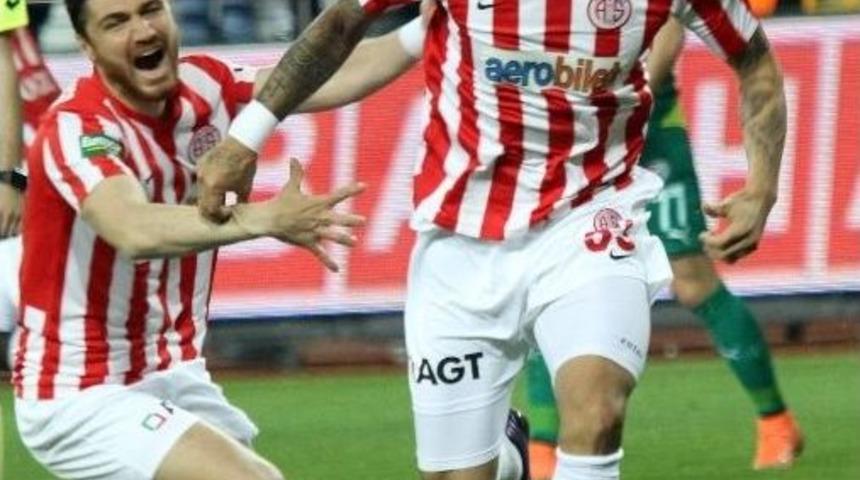 Angelo, Antalyaspor Formasıyla İlk Gölünü Attı