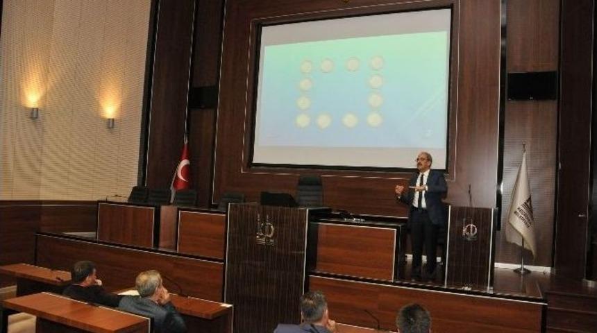 Ke&ccedil;i&ouml;ren Belediyesi&rsquo;nden Liderlik Becerileri Semineri