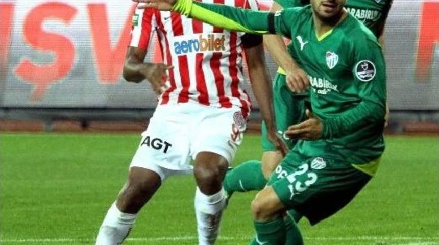Eto&rsquo;o 478 Dakika Sonra Golle Tanıştı