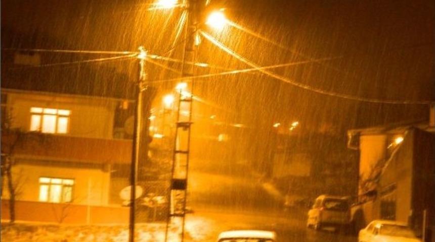 Posof Beyaza B&uuml;r&uuml;nd&uuml;