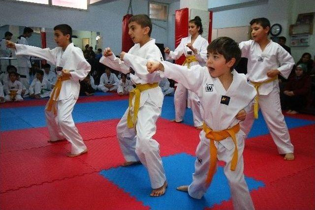 Taekwondocular Kuşaklarına Kavuştu 3