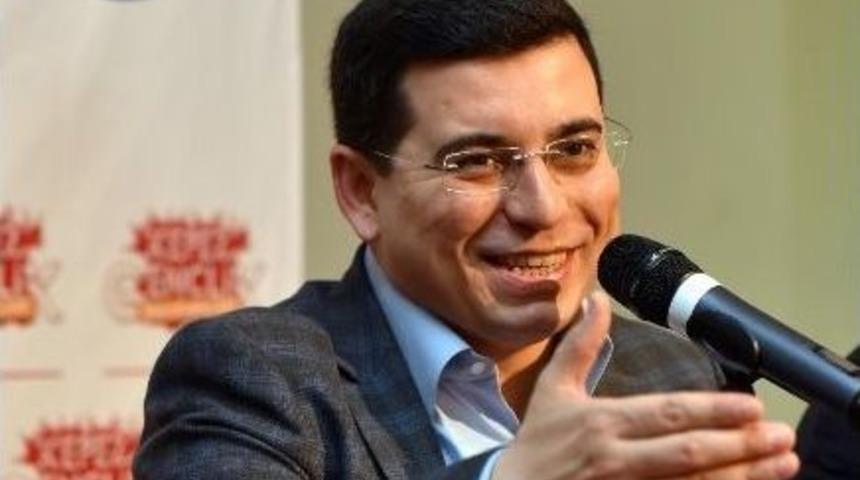 Başkan T&uuml;t&uuml;nc&uuml;, &Ouml;ğrencilerle Buluştu