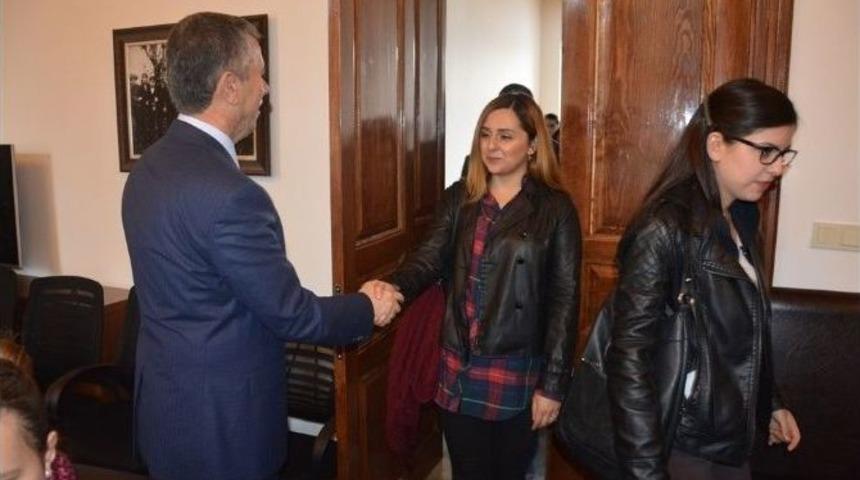 Aday &Ouml;ğretmenler Kaymakam Sırmalı&rsquo;yı Ziyaret Etti