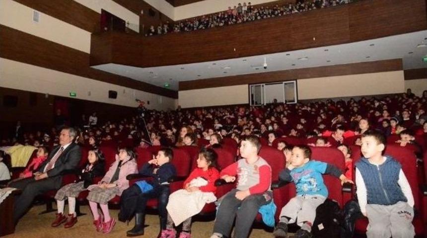 K&uuml;tahya&rsquo;da &rsquo;doğa Hepimizin&rsquo; İsimli Tiyatro G&ouml;sterimi