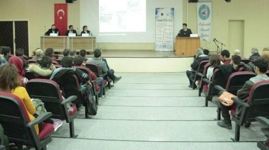 Edebiyat Fak&uuml;ltesi Paneller Dizisi Başladı