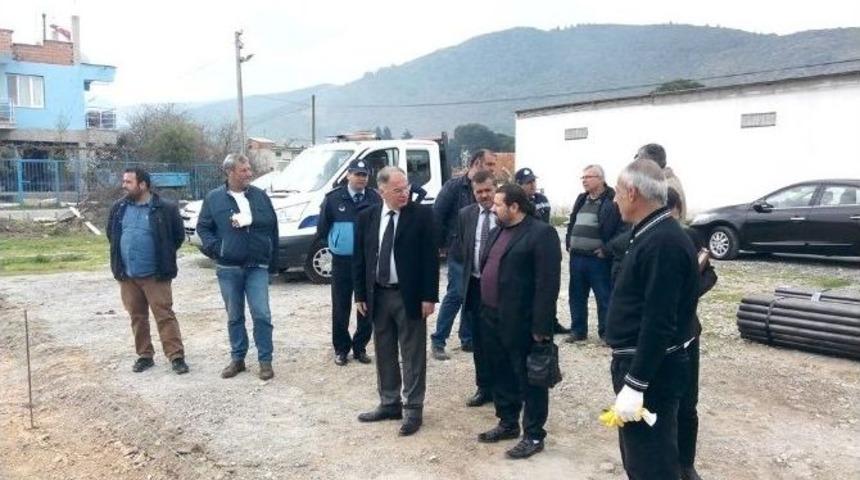 Sel&ccedil;uk&rsquo;ta İlk Halı Saha Belevi Mahallesi&rsquo;ne