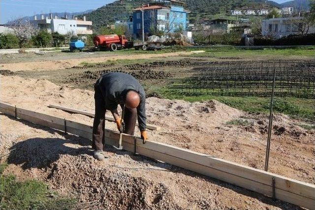 Selçuk’ta İlk Halı Saha Belevi Mahallesi’ne